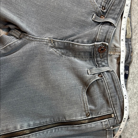 AG The Camila Super Skinny Jeans โ Size 27R | Distressed Gray ๐ - Picture 14 of 16